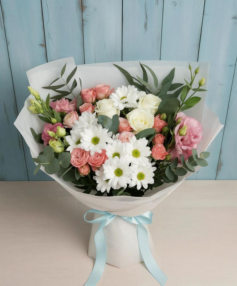 Букет цветов из: Розы, Лизиантусы и Хризантемы в Поселок Володарского