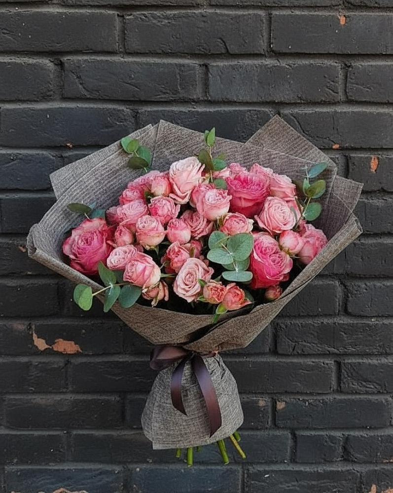 Букет цветов из: Розы в Поселок Володарского