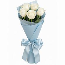 Букет 5 Белых роз Проуд в Поселок Володарского