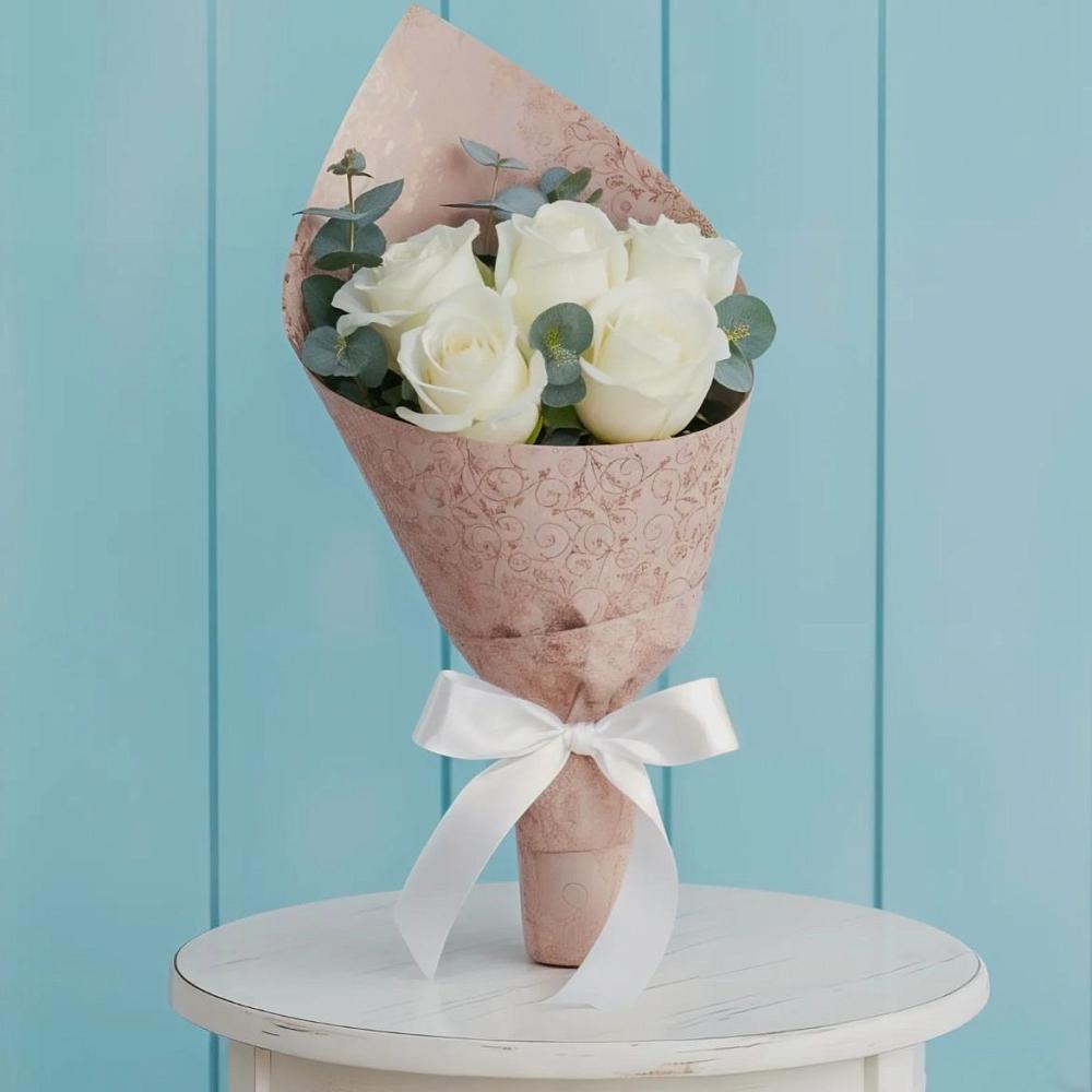 Букет цветов из: Розы в Поселок Володарского