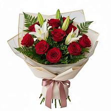 Букет цветов из:  Лилии и Розы в Поселок Володарского