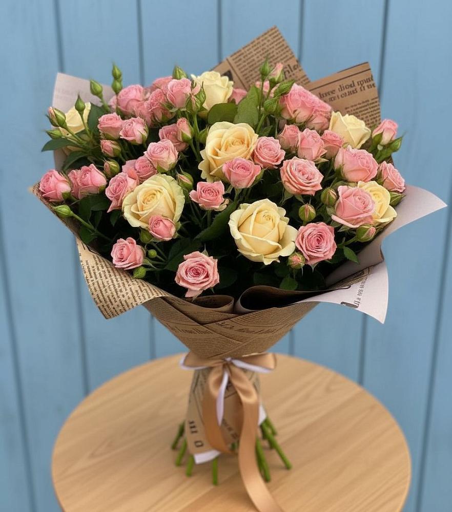 Букет цветов из: Розы в Поселок Володарского