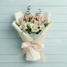 Букет цветов из:  Альстромерии в Поселок Володарского