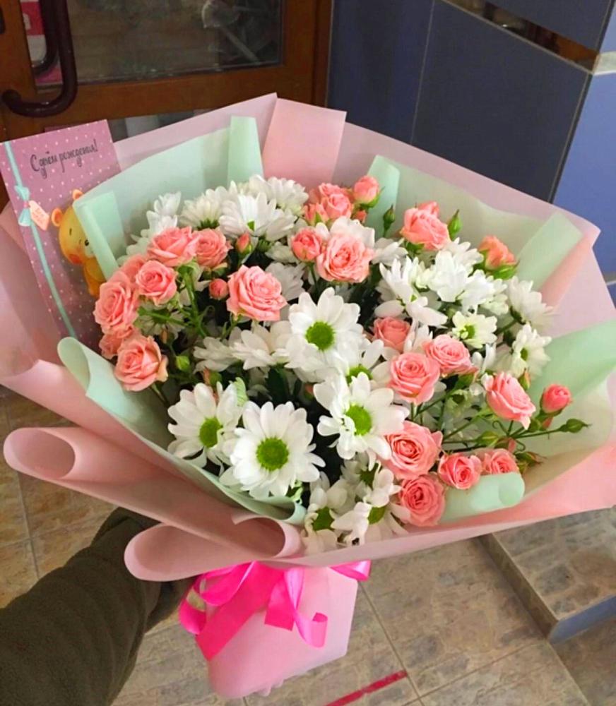 Букет цветов из: Розы и Хризантемы в Поселок Володарского