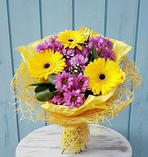 Букет цветов из:  Хризантемы и Герберы #REPLACE_PRED# Поселок Володарского