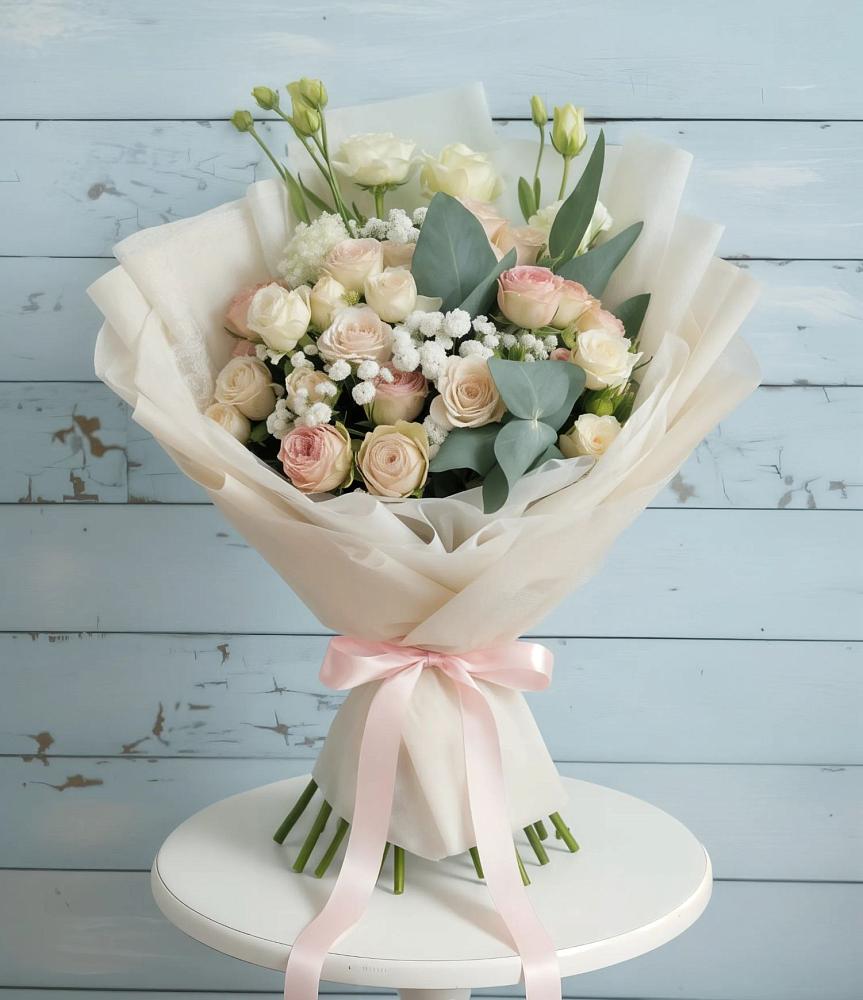 Букет цветов из: Розы и Лизиантусы в Поселок Володарского