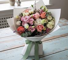 Букет цветов из:  Розы, Лизиантусы и Гвоздики #REPLACE_PRED# Поселок Володарского