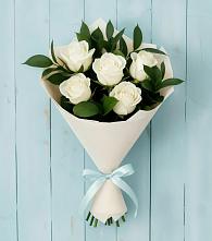 Букет цветов из:  Розы в Поселок Володарского