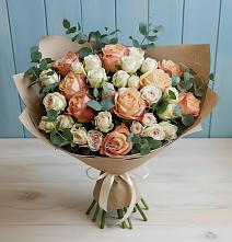 Букет цветов из:  Альстромерии и Розы в Поселок Володарского