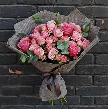 Букет цветов из:  Розы в Поселок Володарского