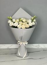 Букет цветов из:  Розы и Лизиантусы в Поселок Володарского